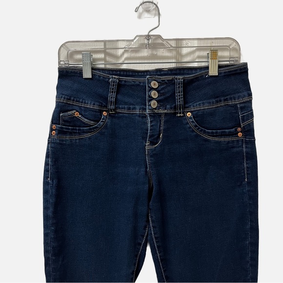 Royalty for Me Skinny Jeans Size 6 - Picture 2 of 8